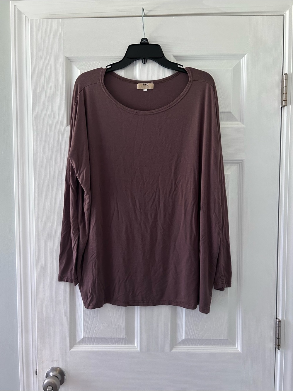 Piko Long Sleeve Boatneck Top in Brown